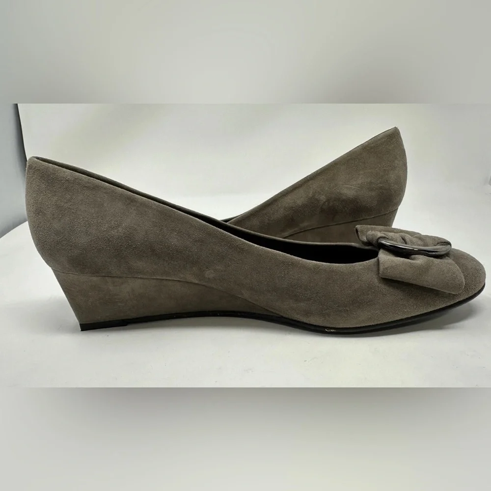 Stuart Weitzman Brown Taupe Suede Slip On Wedge‎ Heels Buckle Womens 10 - Picture 7 of 13
